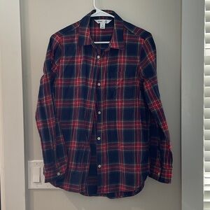 Old Navy Women's Plaid Button Down Shirt - Red and Blue